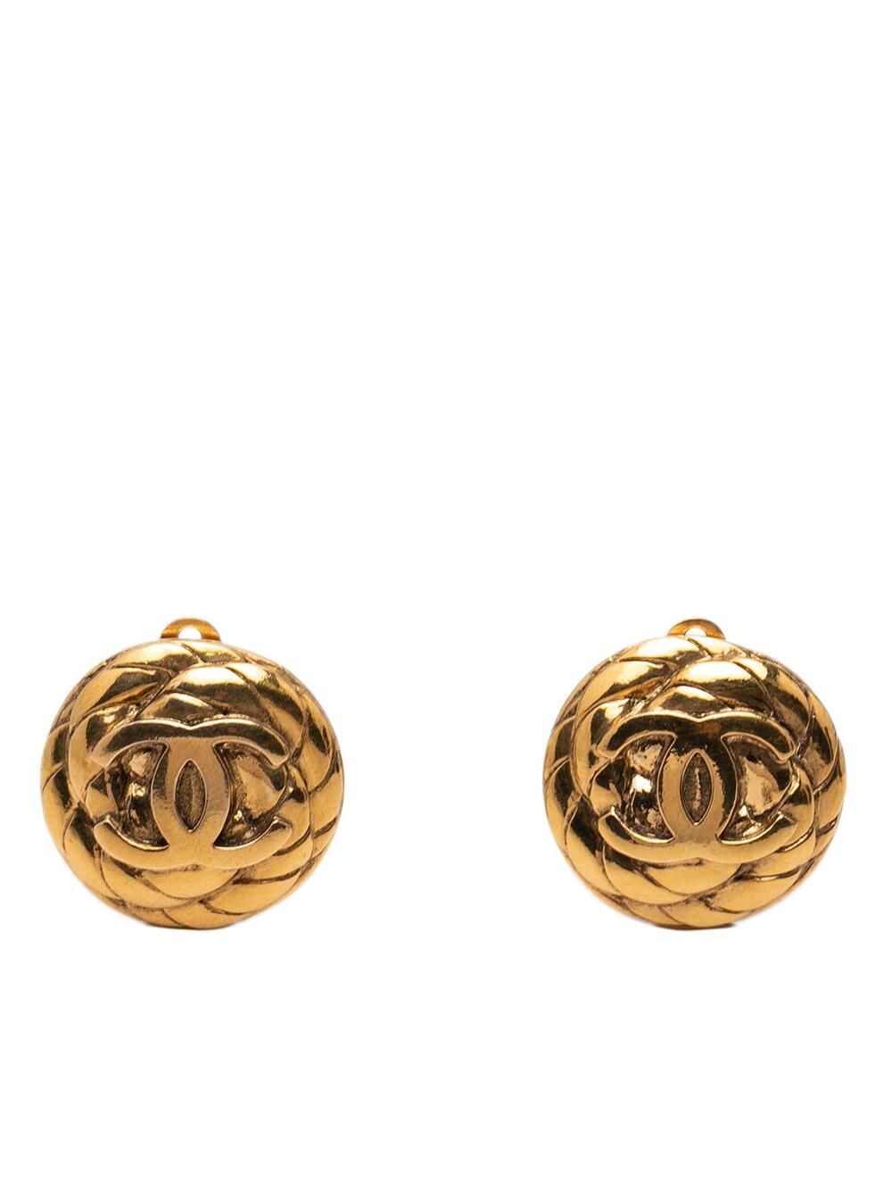 Chanel Cc Gold Plated Quilted Round #272429C50B